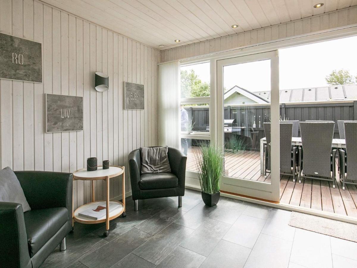 6 Person Holiday Home In Hemmet Exterior photo